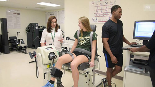 USF Physical Therapy students and doctors
