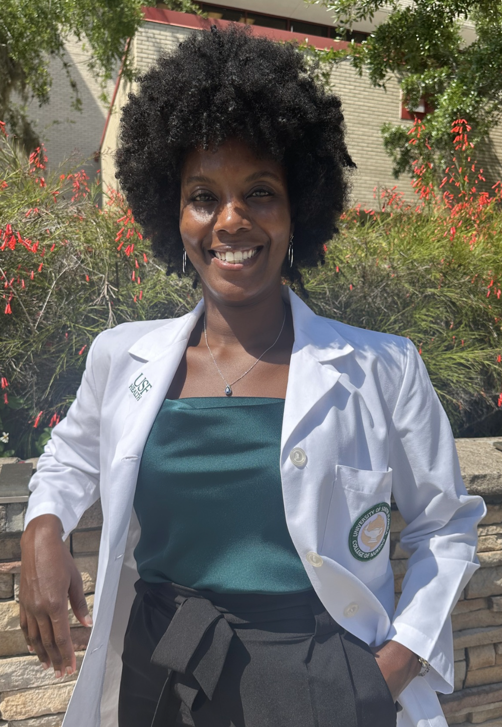 Headshot of Monica Graves