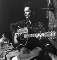 Woody Guthrie, folk singer