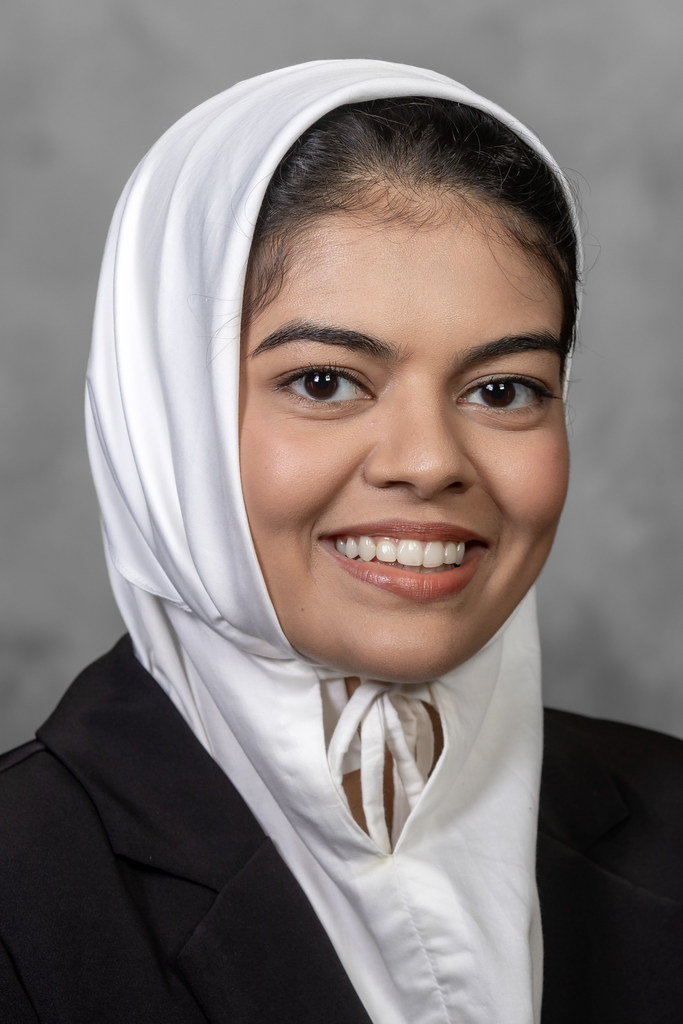 Zainab Ezzi's headshot