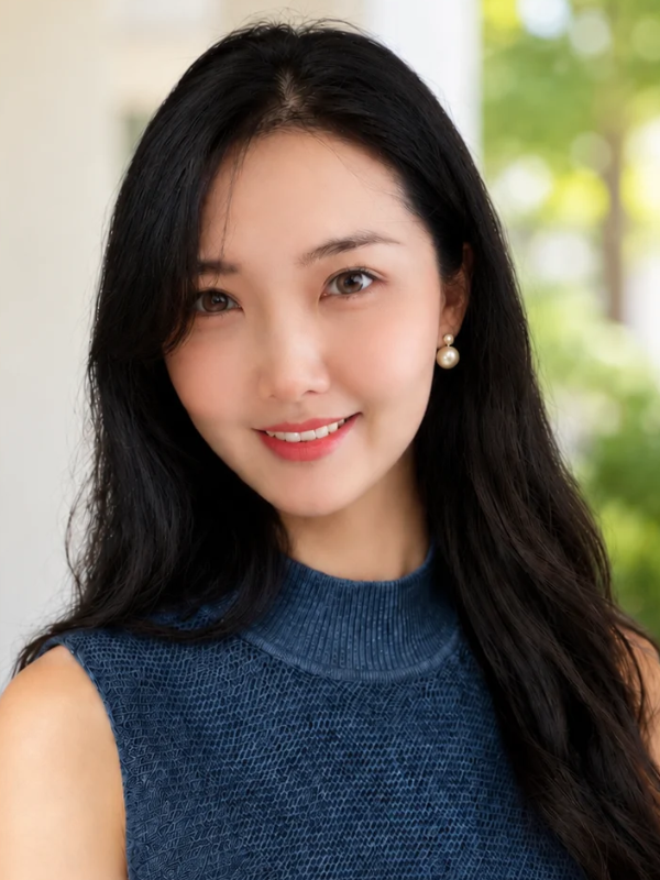 Professional headshot of Rachel Piao.