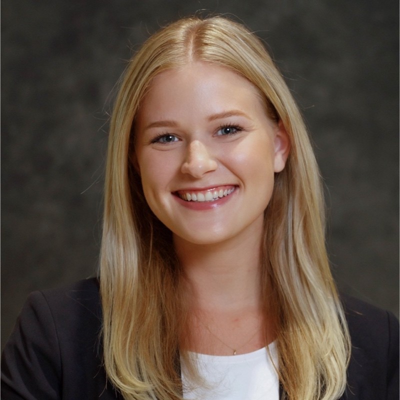 Eliana Rosenbluth headshot