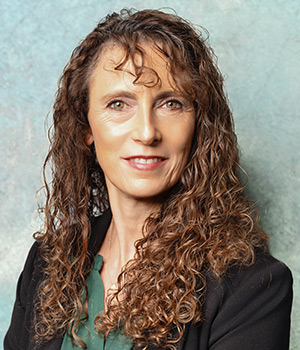 Saundra Stock