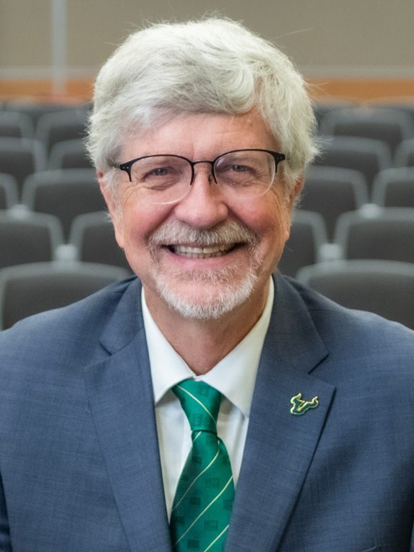 A headshot of Dr. Sten Vermund 