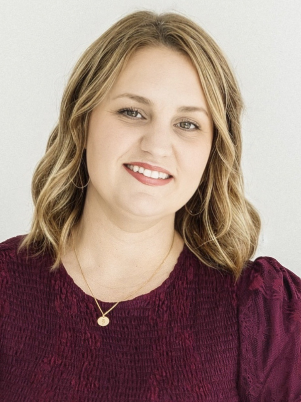 A headshot of Dr. Amanda Elmore